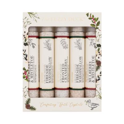Baylis & Harding The Fuzzy Duck Winter Wonderland Comforting Bath Crystals Darilni set kopalna sol The Fuzzy Duck Mulberry & Mistletoe 2 x 65 g + kopalna sol The Fuzzy Duck Fireside Marshmallow 2 x 65 g + kopalna sol The Fuzzy Duck Frosted Cranberry 65 g