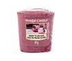 Dišeča svečka Yankee Candle Sweet Plum Sake 49 g