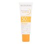 Zaščita pred soncem za obraz BIODERMA Photoderm Aquafluide Invisible SPF50+ 40 ml